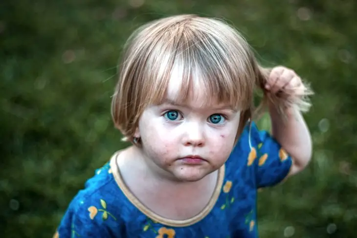Comment éviter que les enfants attrapent des poux?