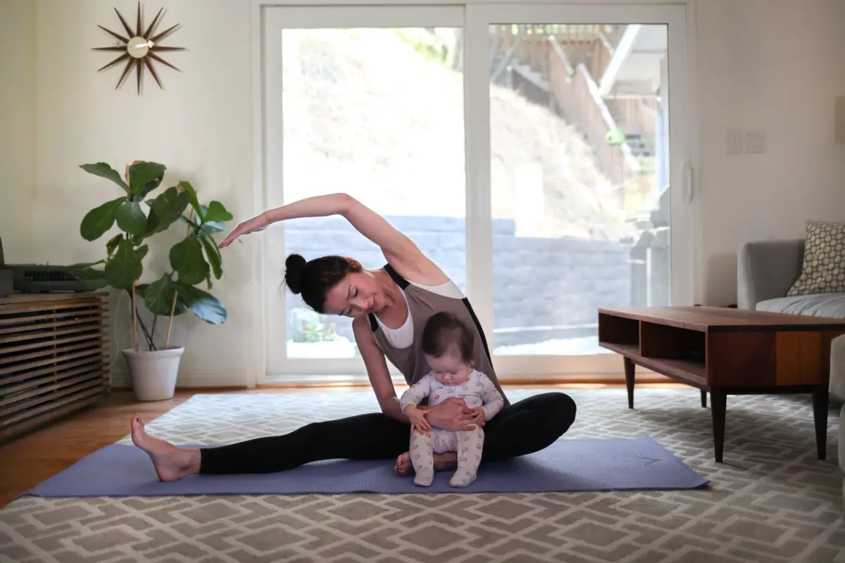 programme yoga debutant apres accouchement - programme de yoga pour debutant